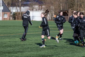 Bild 10 - B-Juniorinnen Halbfinale SVHU - Holstein Kiel : Ergebnis: 3:0